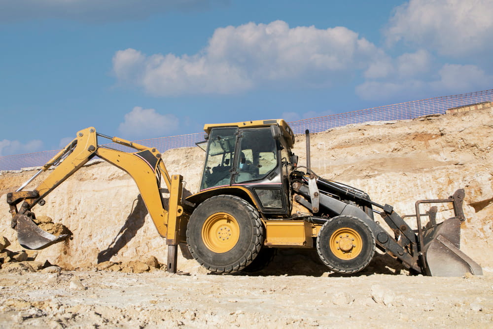 Heavy Equipment Rental in Guinea | Live and Work Africa