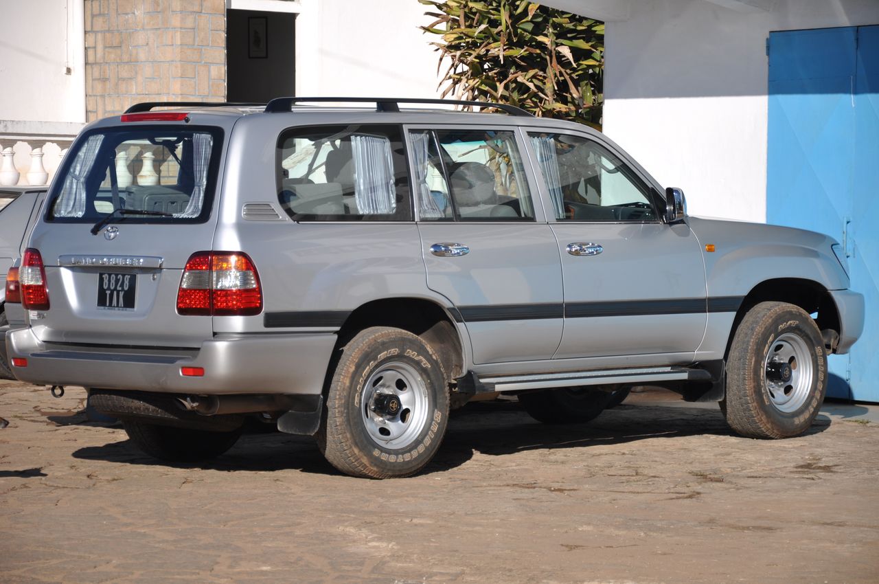 Car rental in DRC guide by Live and Work Africa